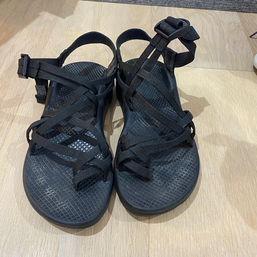 Chaco Black Strappy Sport Sandals